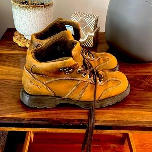Men’s size 10 Bed-Stu boots